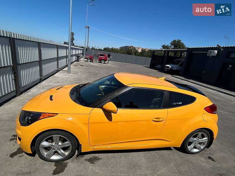 Хэтчбек Hyundai Veloster 2013 в Кривом Роге