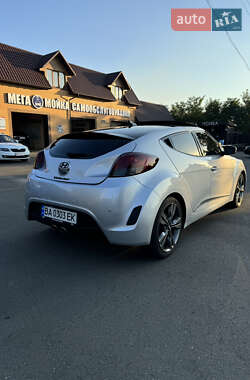 Хэтчбек Hyundai Veloster 2015 в 