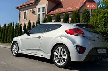 Хэтчбек Hyundai Veloster 2012 в Шептицькому