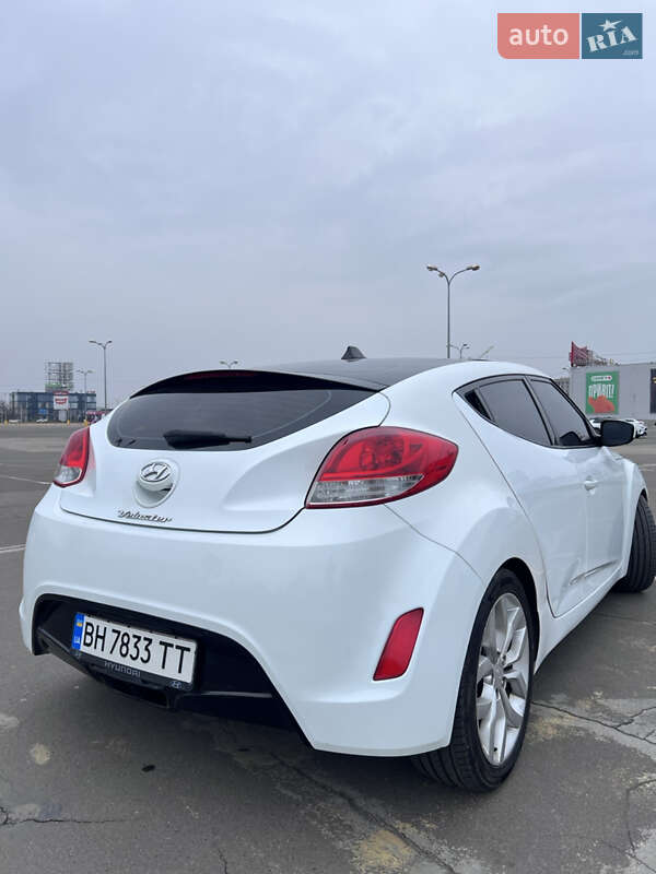 Хэтчбек Hyundai Veloster 2011 в Одессе фото 4 Хэтчбек Hyundai Veloster 2011 в Одессе