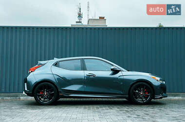 Хетчбек Hyundai Veloster 2019 в  фото 7 Хетчбек Hyundai Veloster 2019 в