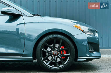 Хетчбек Hyundai Veloster 2019 в  фото 8 Хетчбек Hyundai Veloster 2019 в