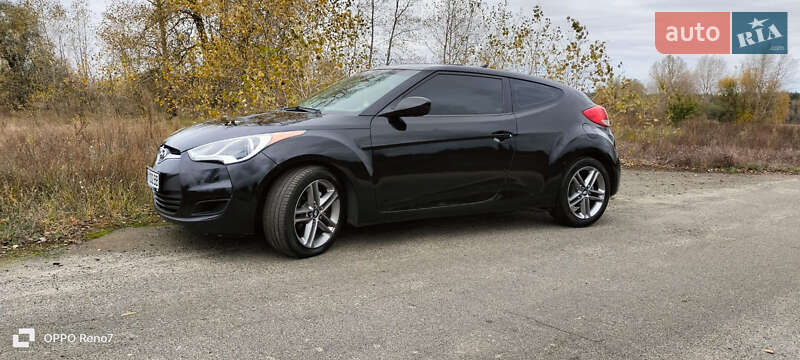 Хэтчбек Hyundai Veloster 2011 в Киеве