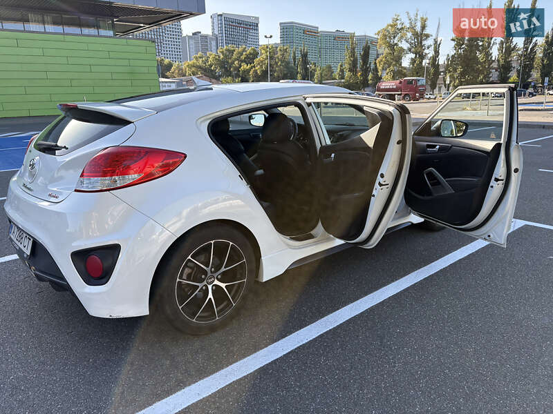Хэтчбек Hyundai Veloster 2014 в Киеве