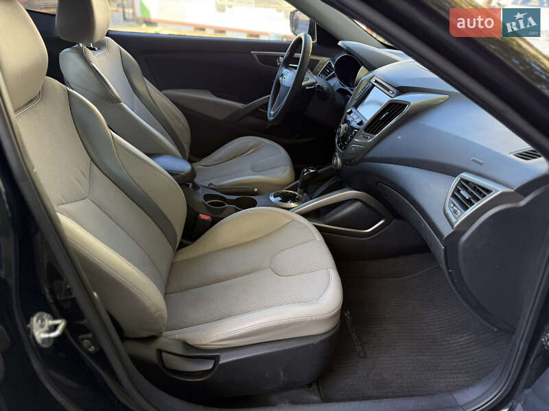Хэтчбек Hyundai Veloster 2011 в Одессе