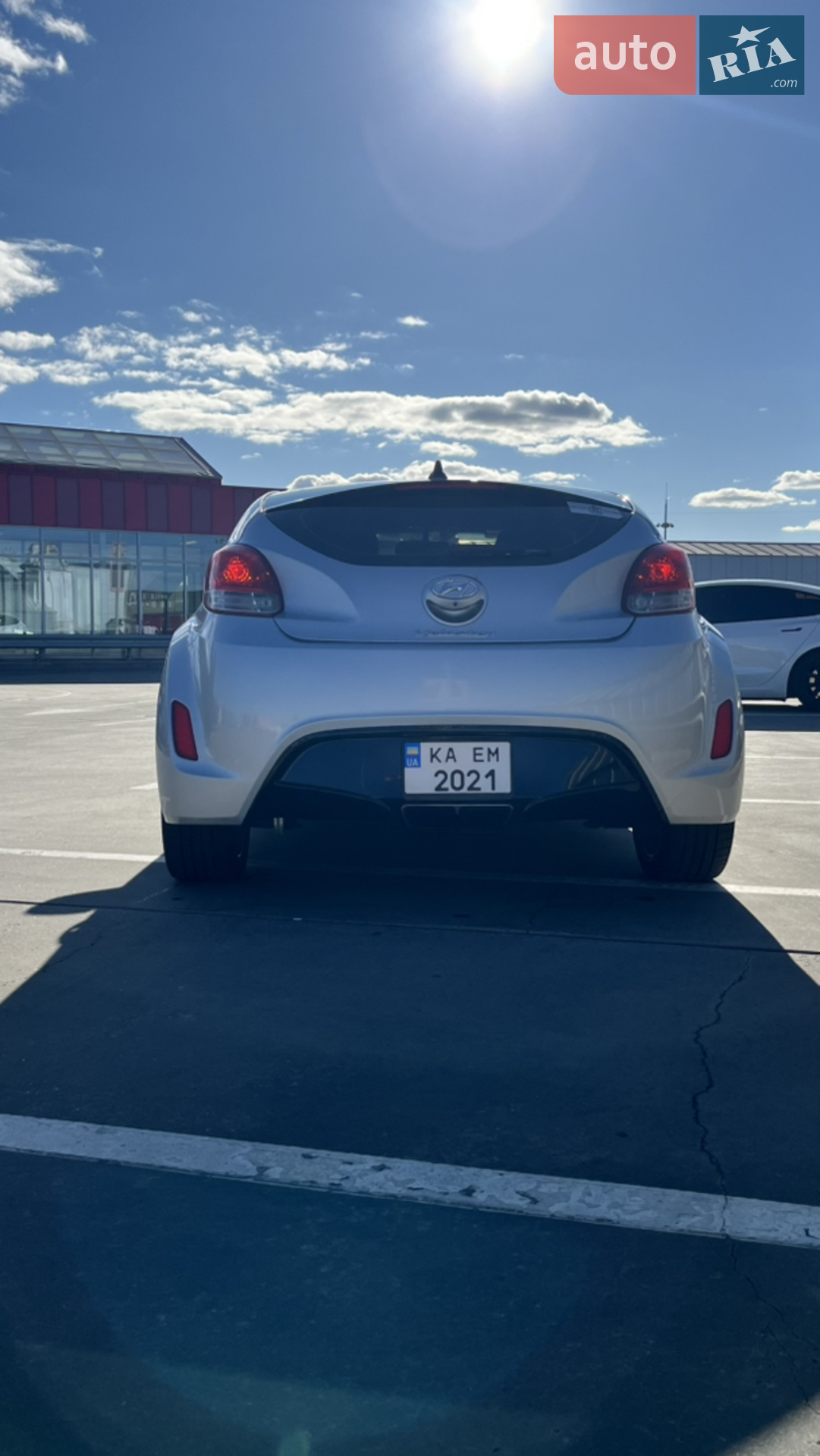Hyundai Veloster 2017 VIN KMHTC6AD3HU317439 фото оголошення 4 з 23