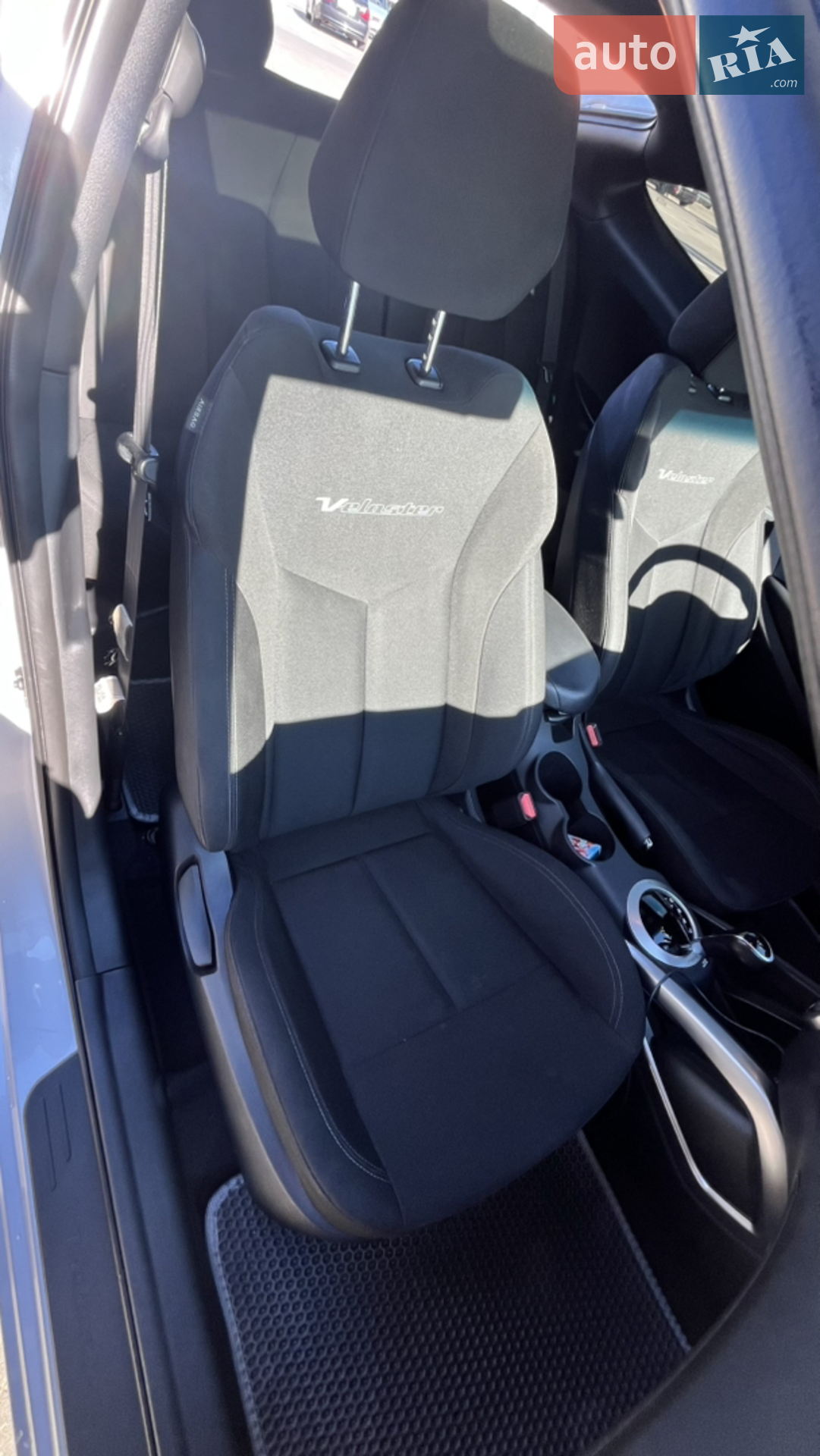 2017 Hyundai Veloster - мініатюра 11