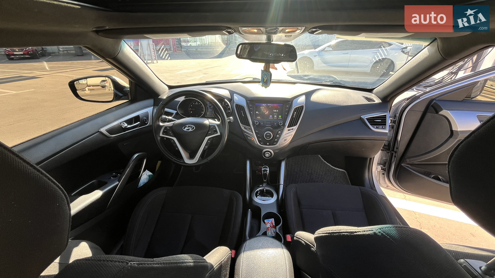 Hyundai Veloster 2017 VIN KMHTC6AD3HU317439 фото оголошення 14 з 23