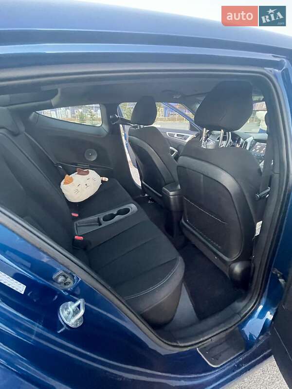 Хэтчбек Hyundai Veloster 2017 в Одессе фото 8 Хэтчбек Hyundai Veloster 2017 в Одессе