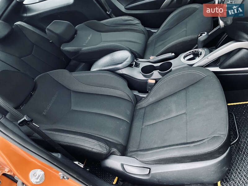 Хэтчбек Hyundai Veloster 2016 в Киеве фото 27 Хэтчбек Hyundai Veloster 2016 в Киеве