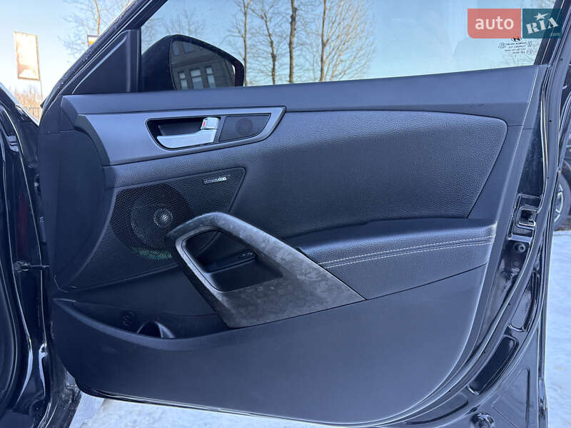 Хетчбек Hyundai Veloster 2014 в Львові