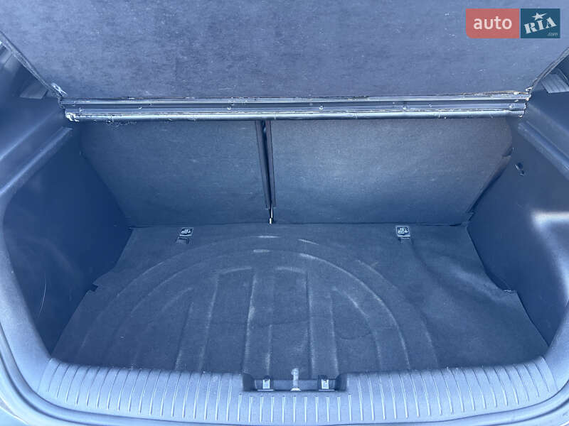 Хетчбек Hyundai Veloster 2014 в Львові