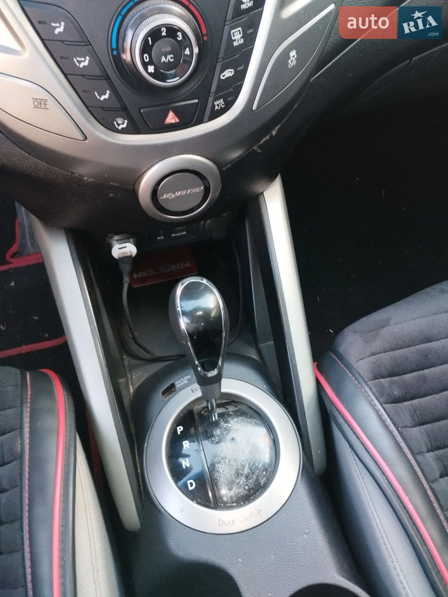 2011 Hyundai Veloster - мініатюра 10