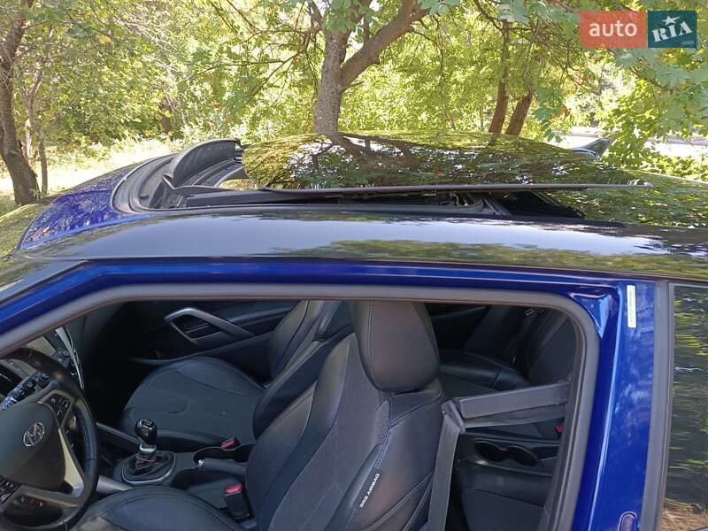 Хэтчбек Hyundai Veloster 2012 в Соленом фото 10 Хэтчбек Hyundai Veloster 2012 в Соленом