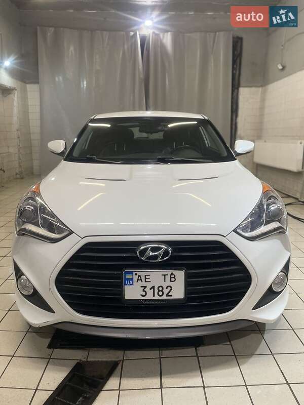 Hyundai Veloster
