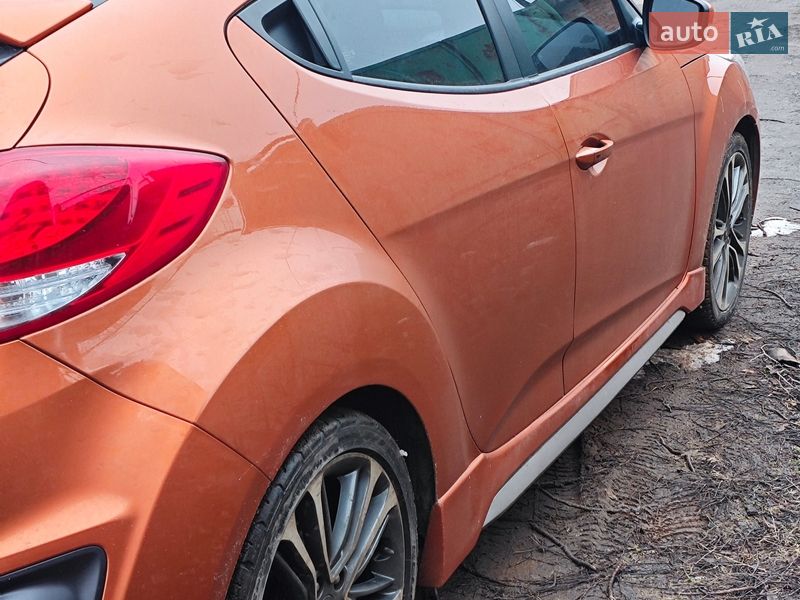 Хэтчбек Hyundai Veloster 2015 в Кривом Роге