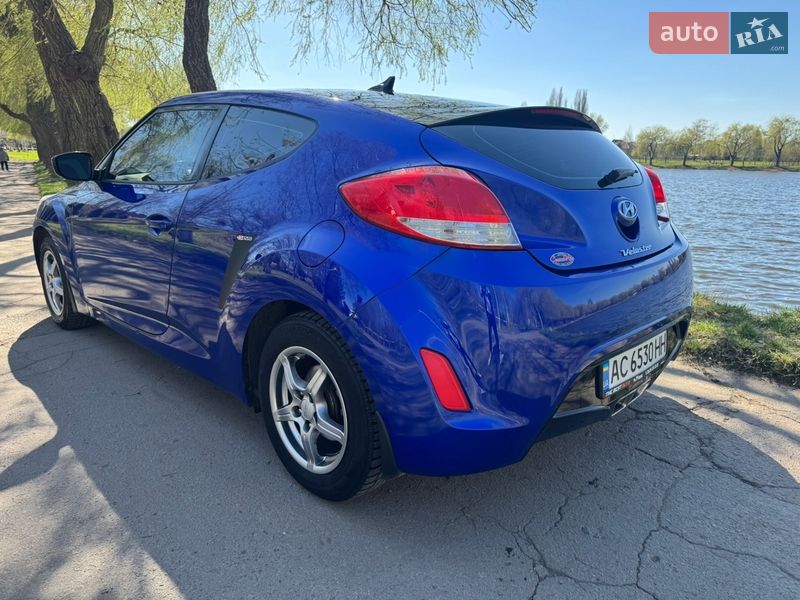 Хэтчбек Hyundai Veloster 2012 в Ровно фото 8 Хэтчбек Hyundai Veloster 2012 в Ровно