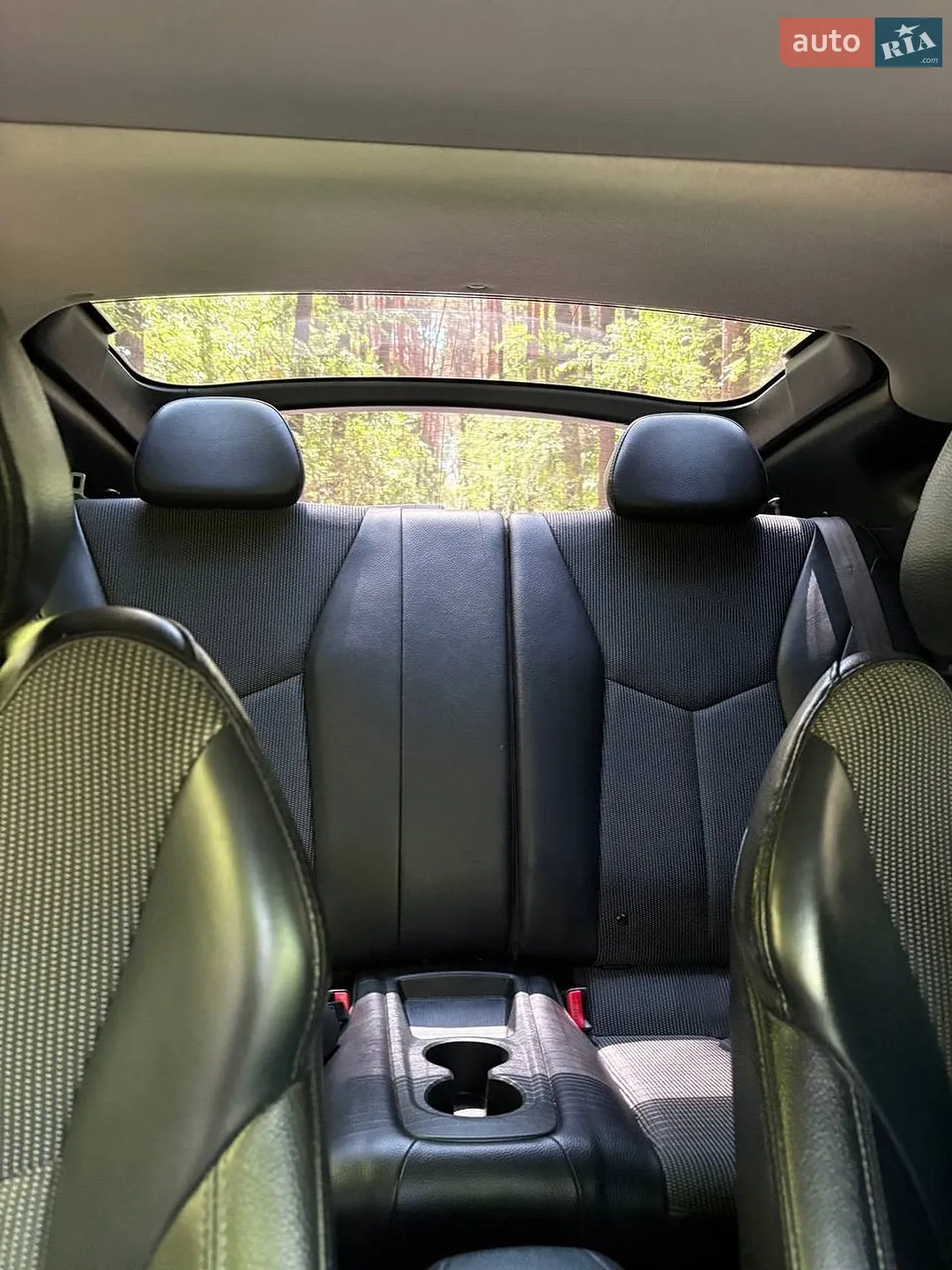 2011 Hyundai Veloster - мініатюра 12
