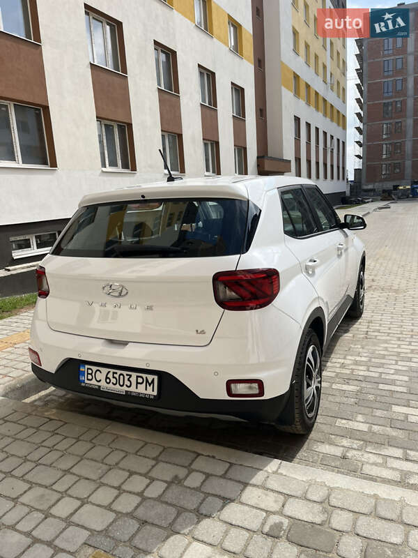 Позашляховик / Кросовер Hyundai Venue 2022 в Львові