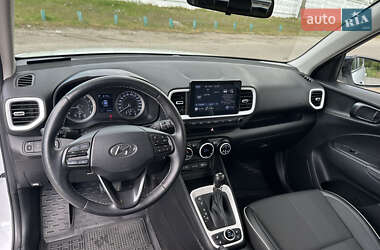Внедорожник / Кроссовер Hyundai Venue 2022 в 