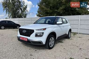 Внедорожник / Кроссовер Hyundai Venue 2021 в Радивилове
