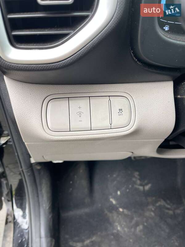 Внедорожник / Кроссовер Hyundai Venue 2022 в Львове фото 14 Внедорожник / Кроссовер Hyundai Venue 2022 в Львове