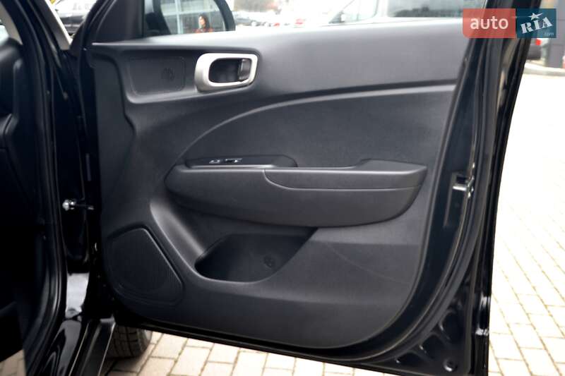 Внедорожник / Кроссовер Hyundai Venue 2023 в Хмельницком фото 143 Внедорожник / Кроссовер Hyundai Venue 2023 в Хмельницком