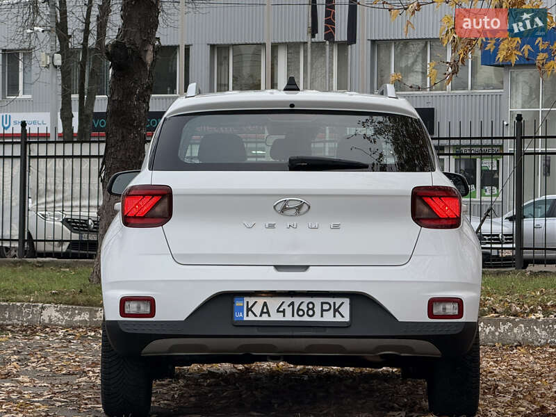 Внедорожник / Кроссовер Hyundai Venue 2020 в Киеве