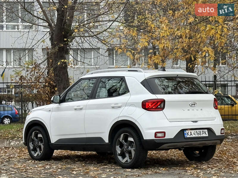 Внедорожник / Кроссовер Hyundai Venue 2020 в Киеве