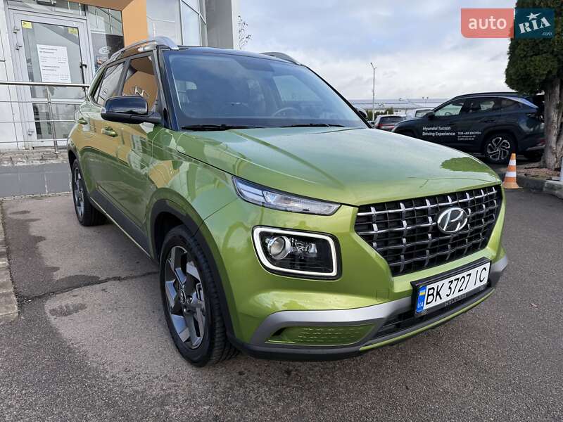 Внедорожник / Кроссовер Hyundai Venue 2022 в Ровно