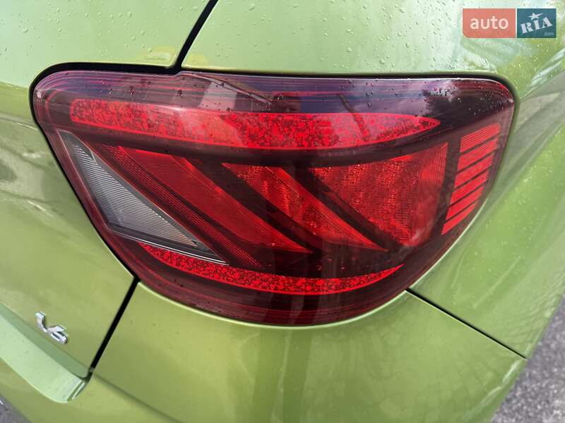 Внедорожник / Кроссовер Hyundai Venue 2022 в Ровно