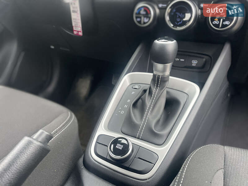 Внедорожник / Кроссовер Hyundai Venue 2023 в Львове