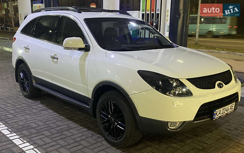 Позашляховик / Кросовер Hyundai Veracruz 2008 в Києві