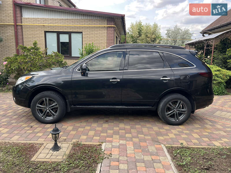 Внедорожник / Кроссовер Hyundai Veracruz 2008 в 