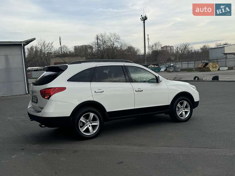 Позашляховик / Кросовер Hyundai Veracruz 2008 в Одесі фото 99 Позашляховик / Кросовер Hyundai Veracruz 2008 в Одесі