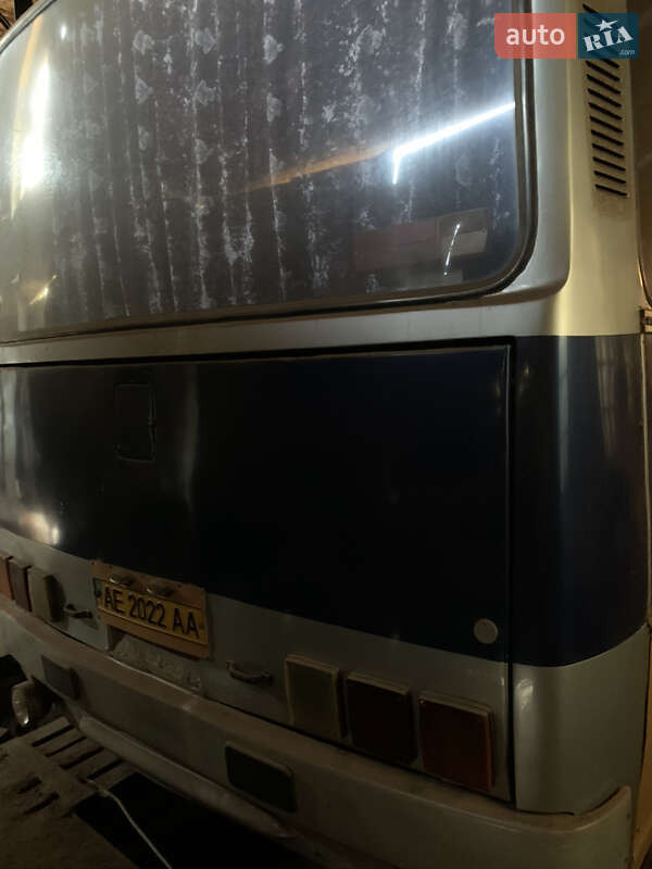 Туристический / Междугородний автобус Ikarus 250 1989 в Кривом Роге