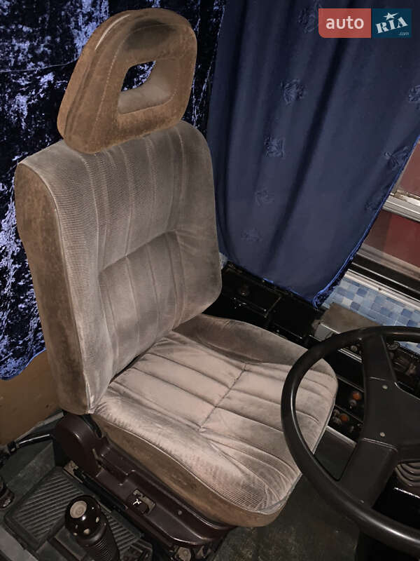 Туристический / Междугородний автобус Ikarus 250 1989 в Кривом Роге фото 20 Туристический / Междугородний автобус Ikarus 250 1989 в Кривом Роге