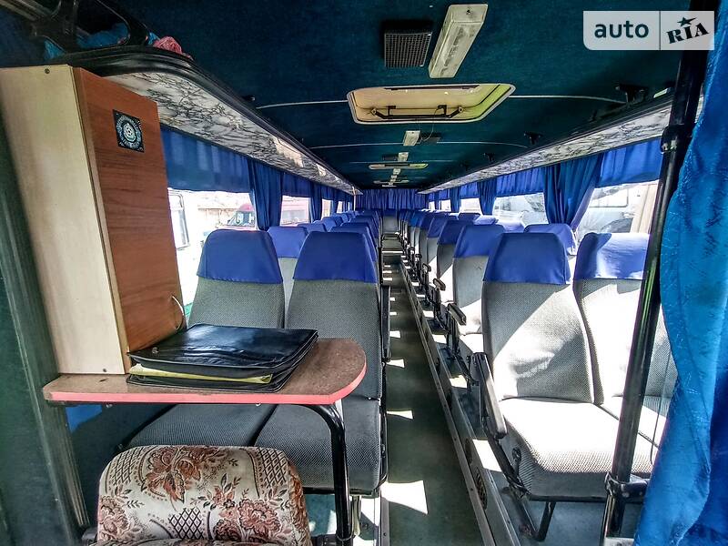 Туристический / Междугородний автобус Ikarus 255 1988 в Тернополе