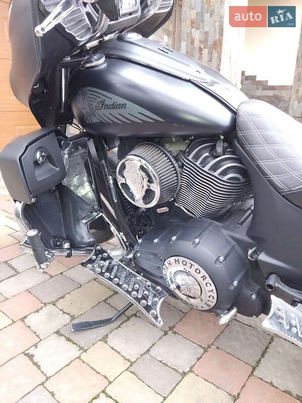 Мотоцикл Круизер Indian Chieftain 2016 в Ужгороде