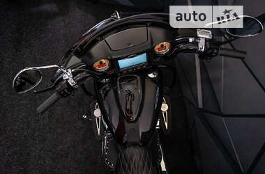 Мотоцикл Круизер Indian Roadmaster 2020 в Киеве