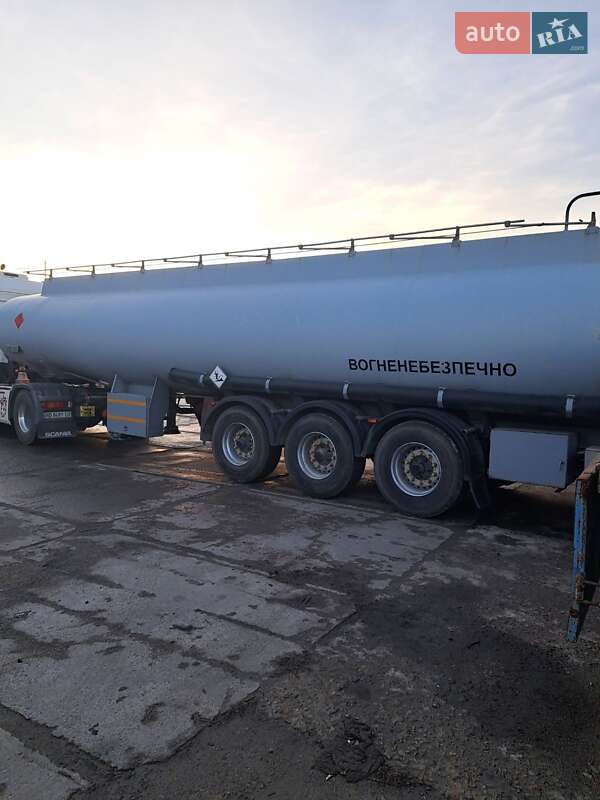 Цистерна Indox C438 2003 в Днепре