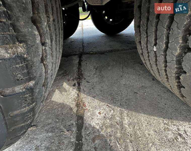 Цистерна полуприцеп Indox SC-3 2002 в Львове