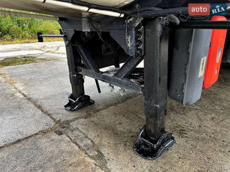 Цистерна полуприцеп Indox SC-3 2002 в Львове