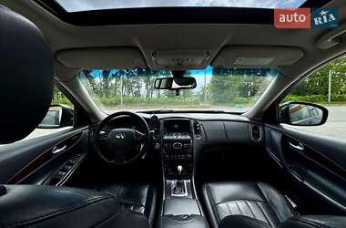 Внедорожник / Кроссовер Infiniti EX 25 2011 в 