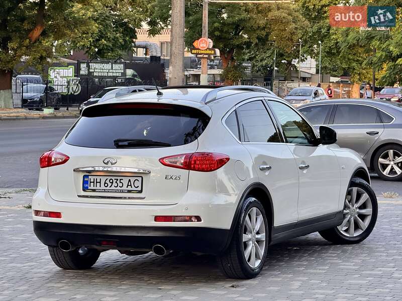 Позашляховик / Кросовер Infiniti EX 25 2011 в Одесі