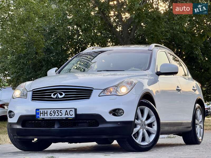 Infiniti EX 25 2011