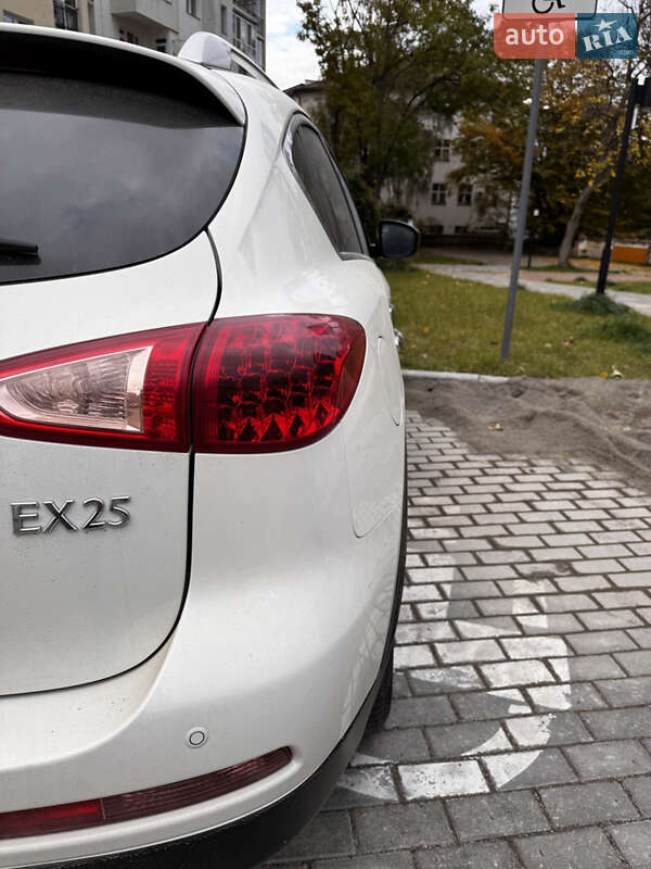 Внедорожник / Кроссовер Infiniti EX 25 2012 в Львове