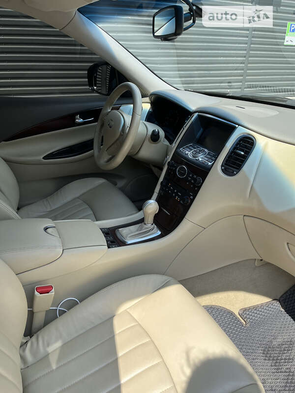 Внедорожник / Кроссовер Infiniti EX 35 2008 в Кривом Роге фото 14 Внедорожник / Кроссовер Infiniti EX 35 2008 в Кривом Роге