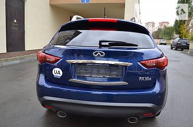 Внедорожник / Кроссовер Infiniti FX 30 2013 в Киеве