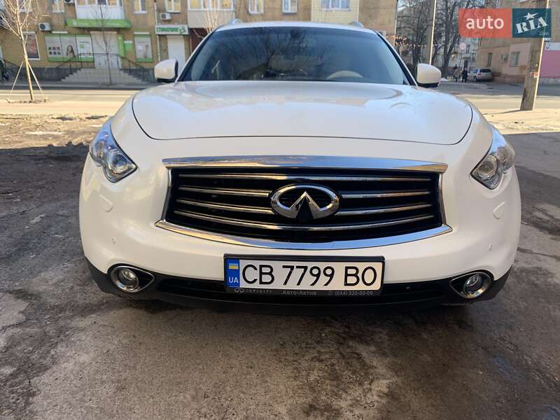 Позашляховик / Кросовер Infiniti FX 30 2012 в Чернігові